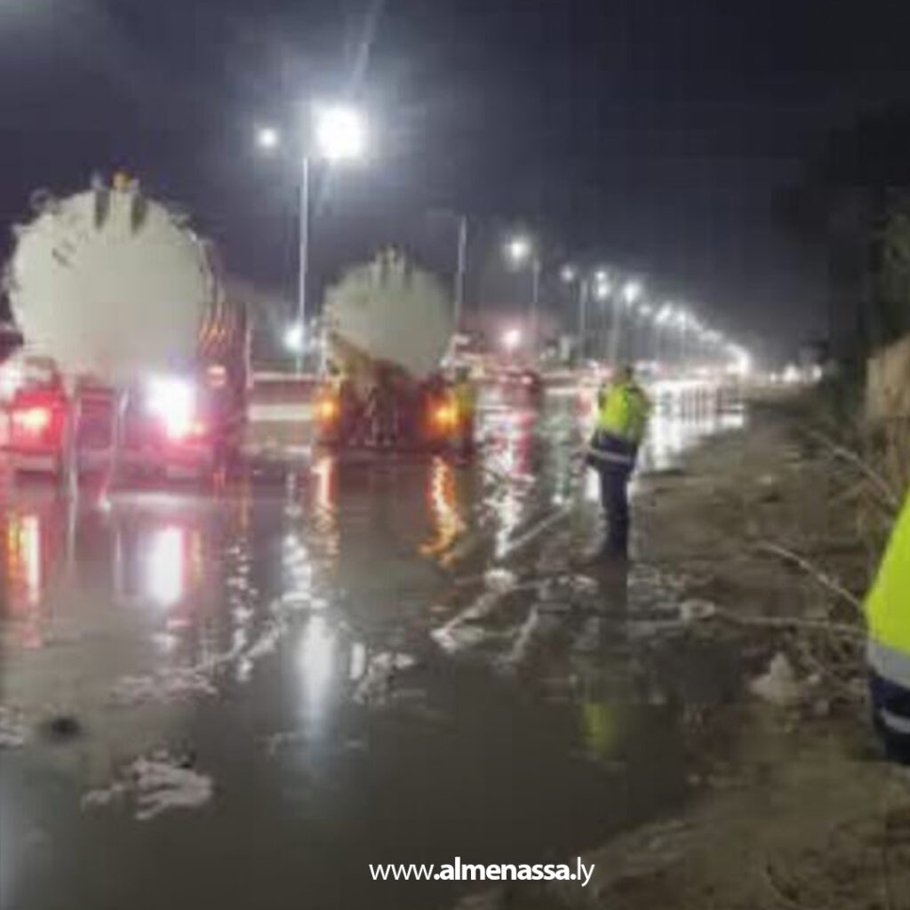 Extra 86 العامة للمياه: سحب 658 ألف متر مكعب من مياه الأمطار ومعالجة 273 مختنقاً