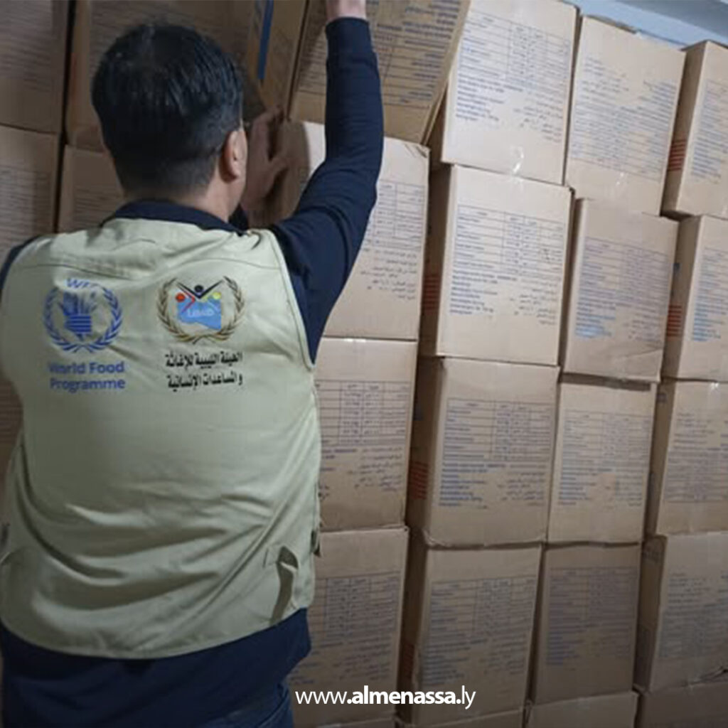 Extra 9 الهيئة الليبية للإغاثة توزع مساعدات غذائية على الجالية السودانية في درنة