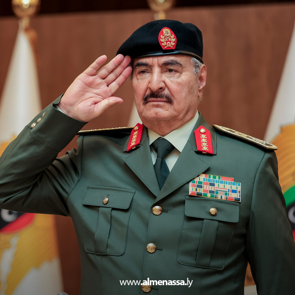 Extra .jpg11111111111111111 القائد العام يستقبل وفود المهنئين بعيد الفطر ويؤكد جاهزية المؤسسة العسكرية لحماية الوطن