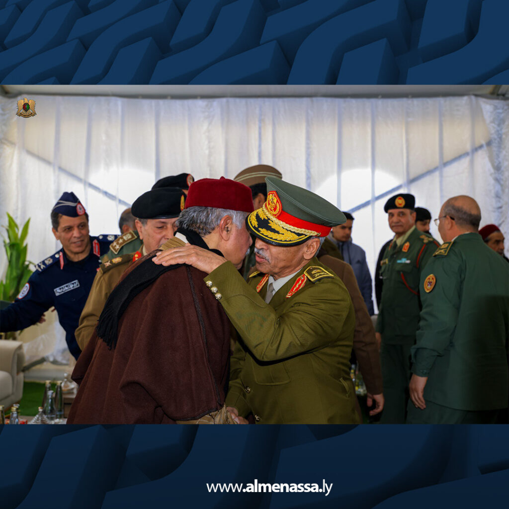 extra Recovered 17.jpg8 17 نائب القائد العام ورئيس الأركان العامة يقدمون واجب العزاء إلى مستشار الأمن القومي في وفاة والدته