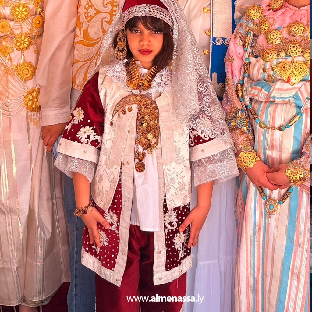 20 احتفال باليوم الوطني للزي التقليدي الليبي في المدرسة الليبية بروما