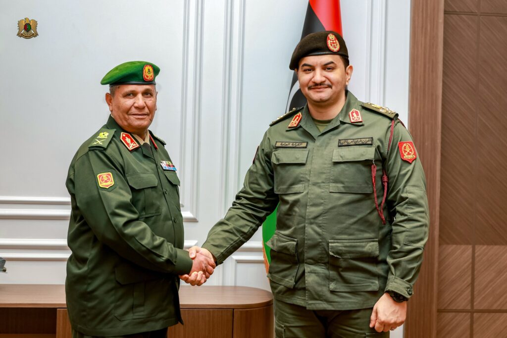 نائب القائد العام يلتقي آمر جهاز حرس المنشآت النفطية 1 665152443 1294194879559801 558700254628805096 n