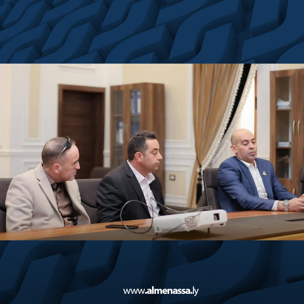 Extra 3.jpg2 3 وزير التعليم العالي يبحث أوضاع موظفي القطاع ويؤكد على تحسين بيئة العمل