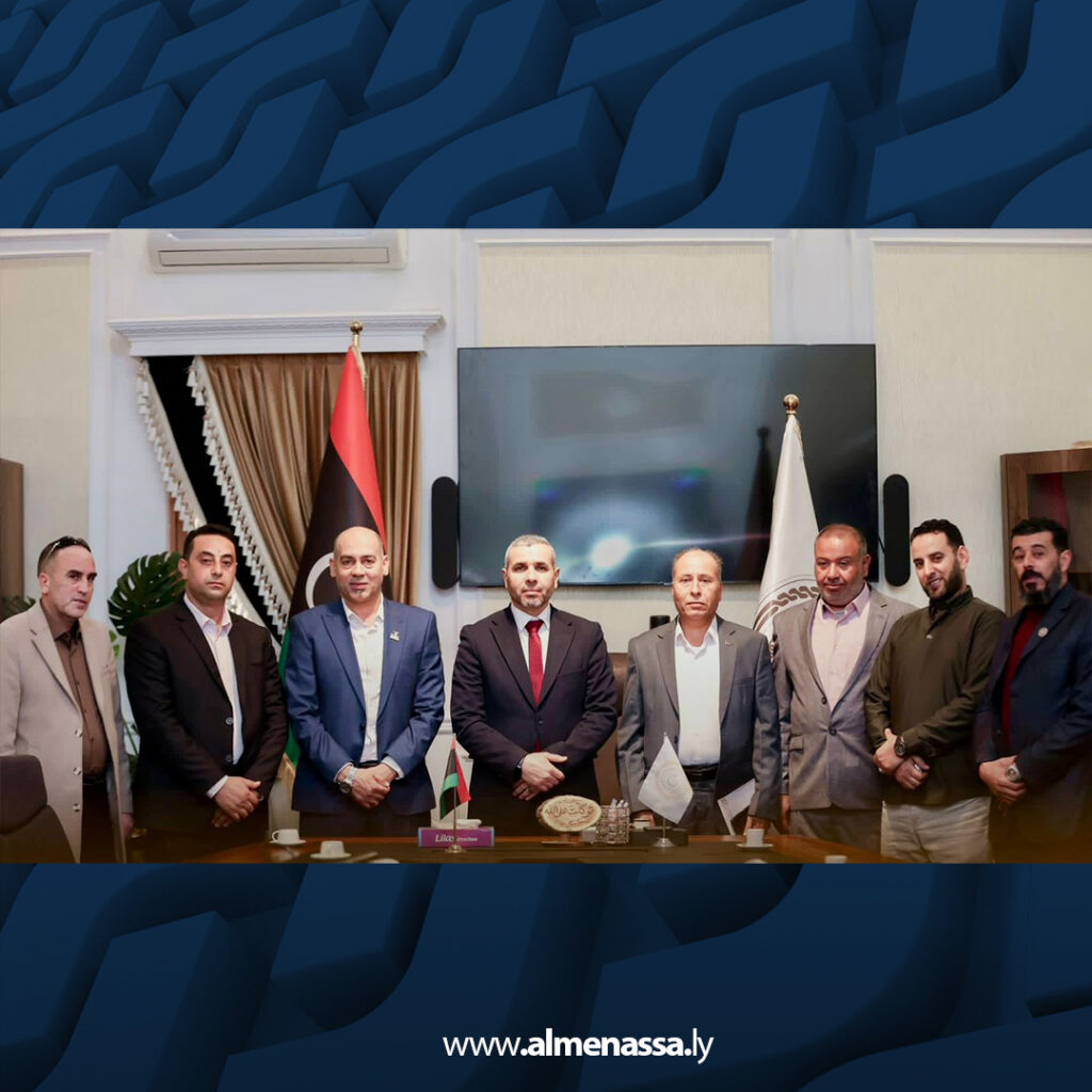 Extra 3.jpg3 3 وزير التعليم العالي يبحث أوضاع موظفي القطاع ويؤكد على تحسين بيئة العمل
