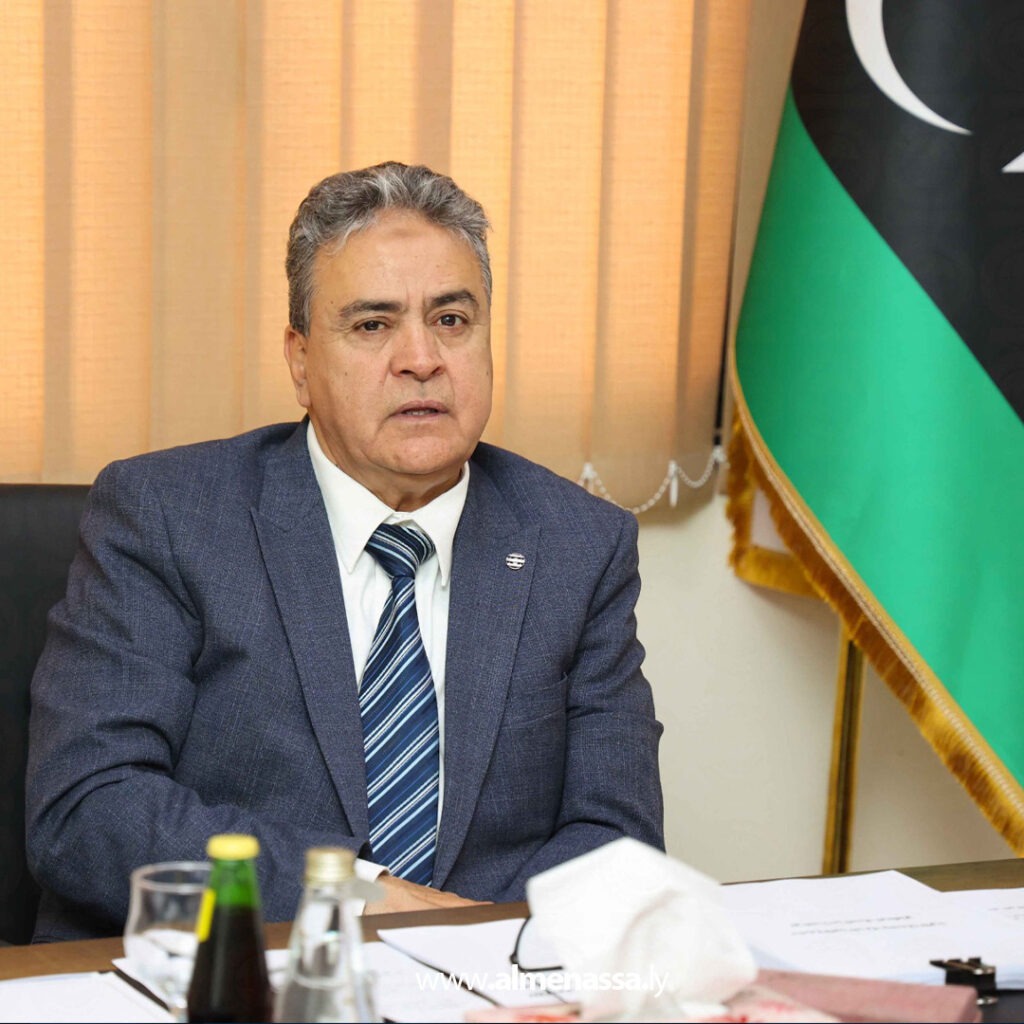 Extra 38 لجنة مشروع قانون المصارف والمنشآت المالية تعقد اجتماعها بمجلس النواب في بنغازي