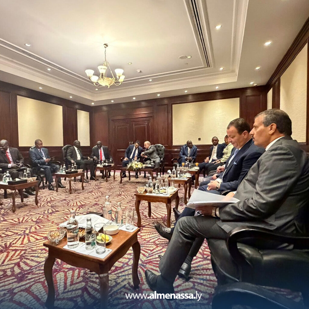 Extra 4.jpg1 4 وزير الكهرباء يصل مقر اجتماع مجلس وزراء تجمع الطاقة لشرق أفريقيا المنعقد بمصر