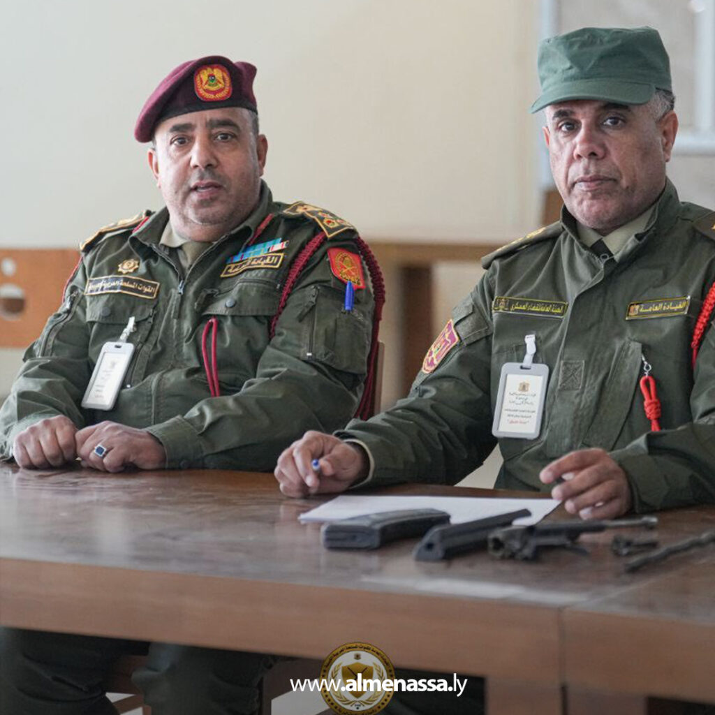 Extra 1.jpg1111111 1