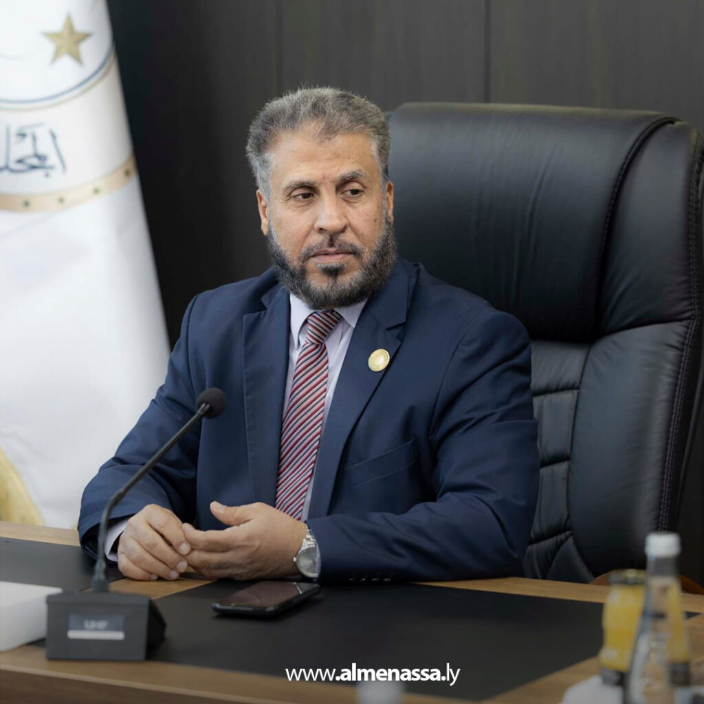 Extra 123.jpg2 123 الأعلى للدولة يبحث آفاق شراكة اقتصادية تشمل الاستثمار والطيران والزراعة مع ماليزيا