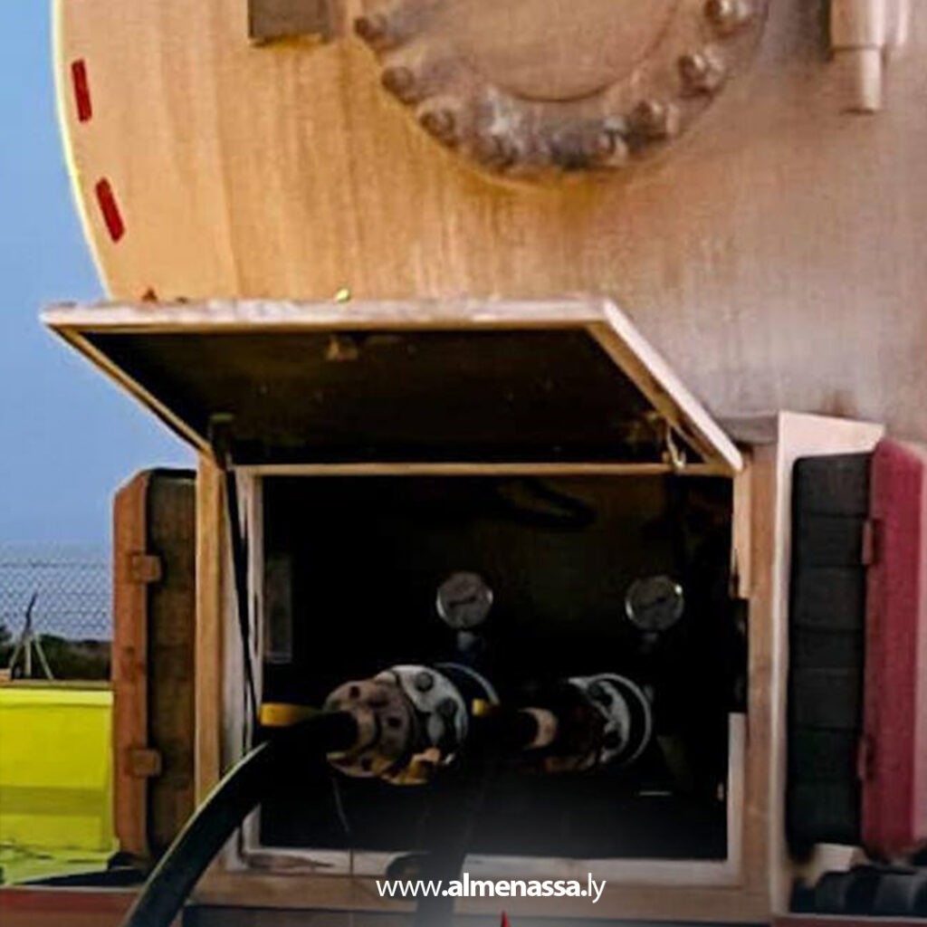 Extra 135.jpg1 135 استئناف توريد غاز الطهي عبر ميناء مرسى البريقة بوصول ناقلة تحمل 1000 طن