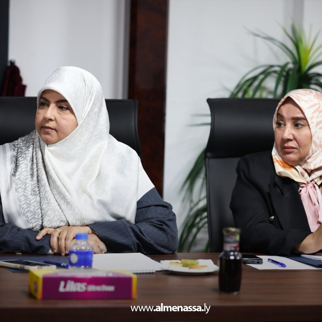 Extra 15.jpg7 15 وزير الدولة لشؤون المرأة تستعد للاحتفاء بالمرأة الليبية العاملة في القطاع الحكومي