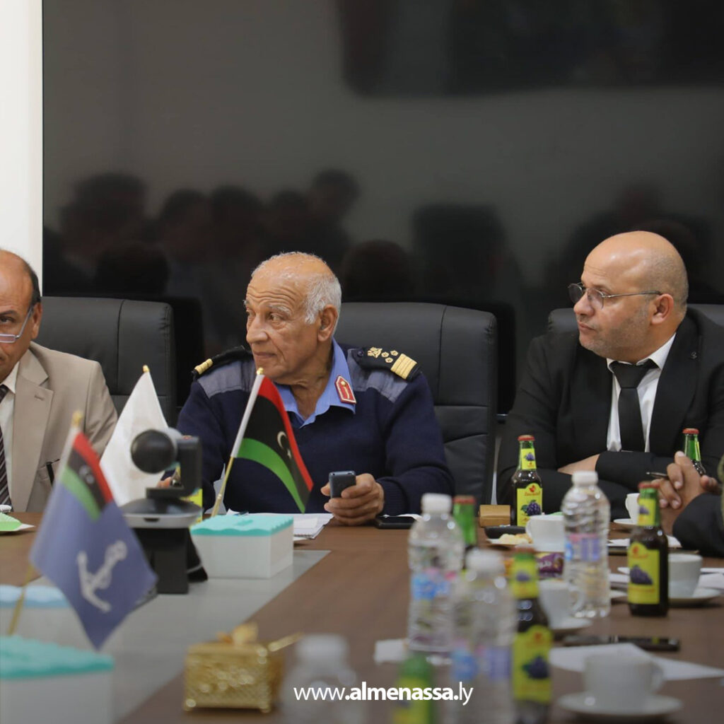 لجنة عسكرية ليبية روسية تبحث حل أزمة الناقلة الروسية في بنغازي 4 Extra 16.jpg111 16