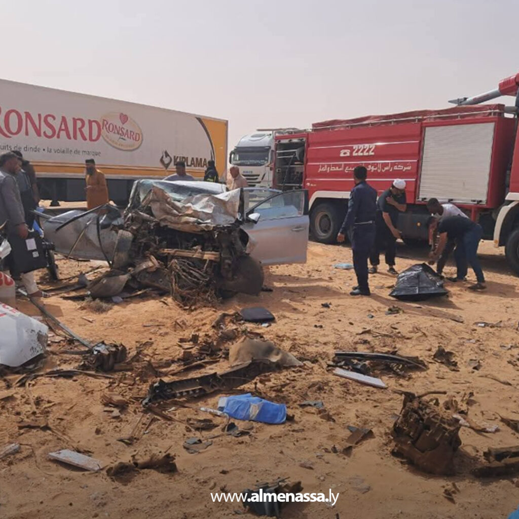 Extra 164.jpg1 164 وفاة سائق إسعاف في حادث سير مروّع على الطريق الساحلي بمنطقة رأس لانوف