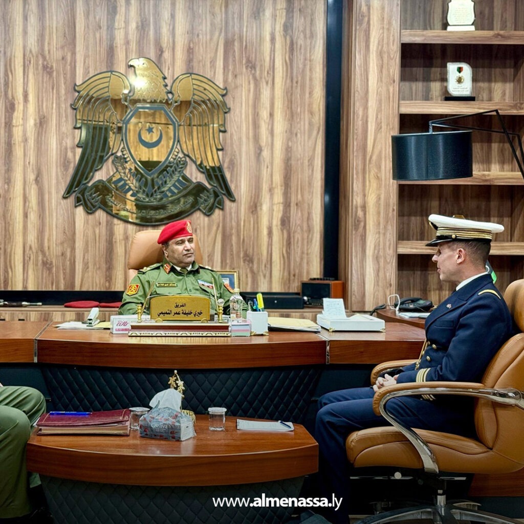 Extra 168 الأمين العام للقيادة العامة يبحث سبل التعاون مع نائب الملحق العسكري الفرنسي