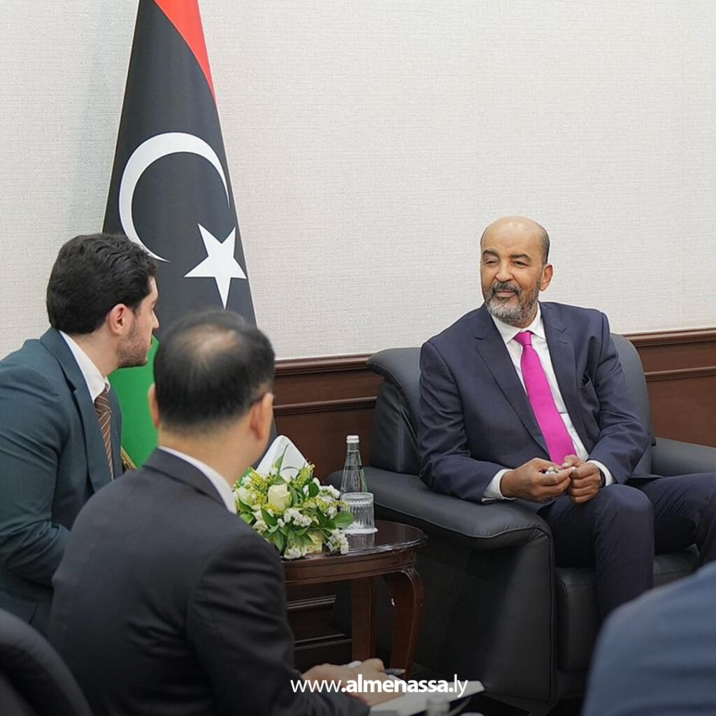 Extra 169 الكوني يستقبل نائب وزير الخارجية الكوري لبحث تعزيز التعاون الاقتصادي