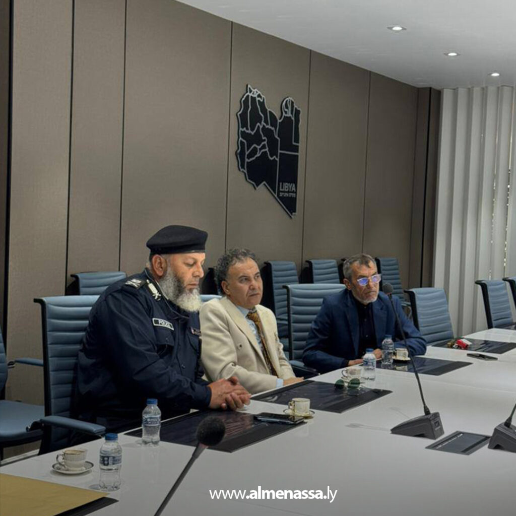 Extra 179 ميناء الخمس يعزز شراكته مع “غريمالدي” لتطوير الخدمات اللوجستية وتنشيط التجارة