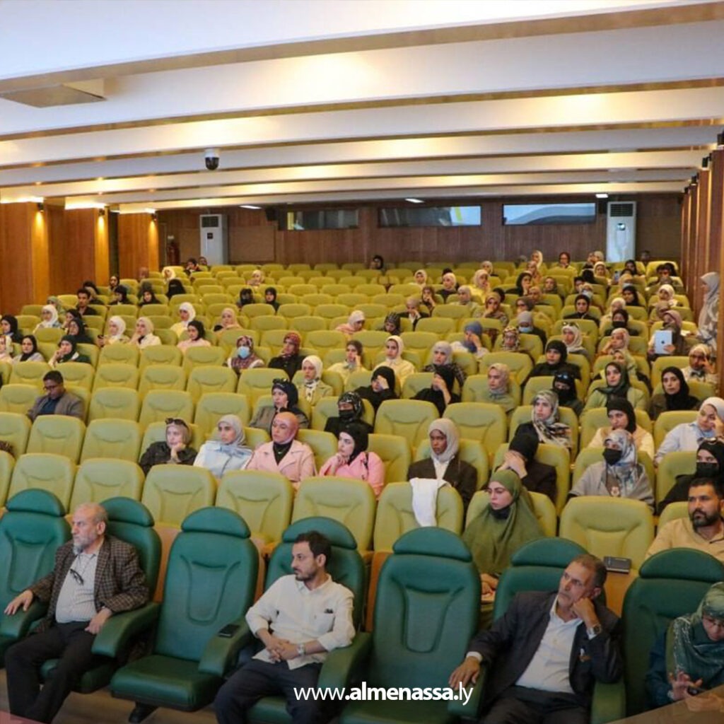 انطلاق اليوم العلمي الثالث للسمنة بمركز بنغازي الطبي بمشاركة نخبة من المختصين 8 Extra 21.jpg7 21