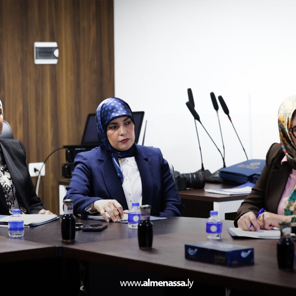 Extra 22.jpg5 22 وزير الدولة لشؤون المرأة تستعد للاحتفاء بالمرأة الليبية العاملة في القطاع الحكومي
