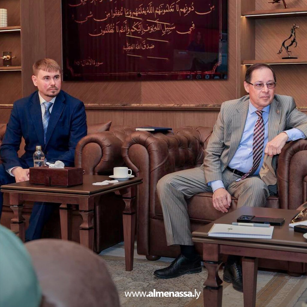 Extra 221.jpg1 221 القائد العام يستقبل السفير الروسي ويبحثان تعزيز التعاون الأمني والعلاقات الثنائية