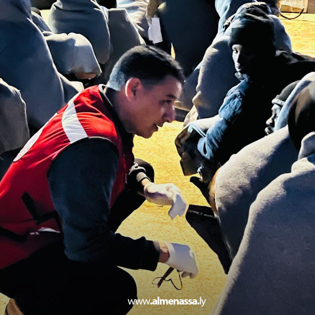 Extra 242 الهلال الأحمر: إنقاذ 36 مهاجرًا غير نظامي في طبرق