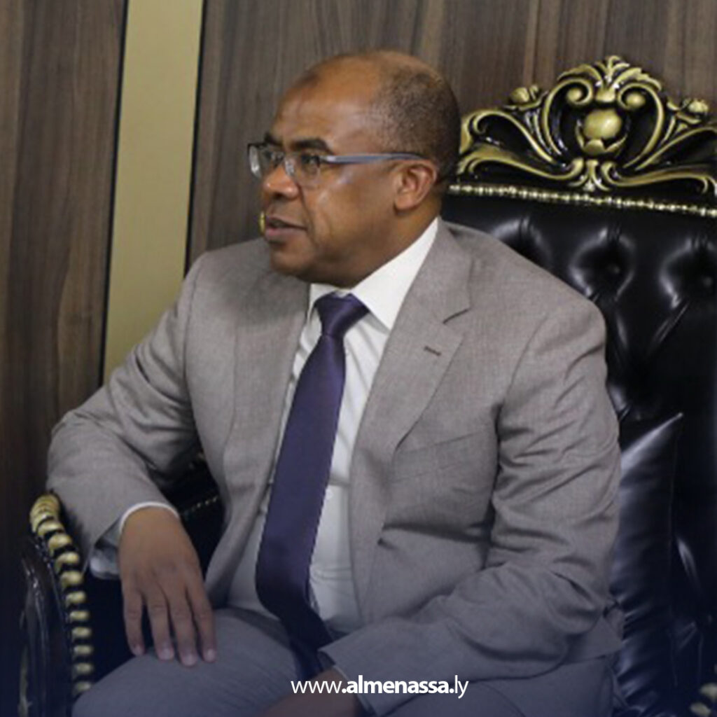 Extra 245 وزير النفط يبحث مع شركة "بيسيب فرانلاب" الفرنسية تطوير استراتيجيات الاستكشاف