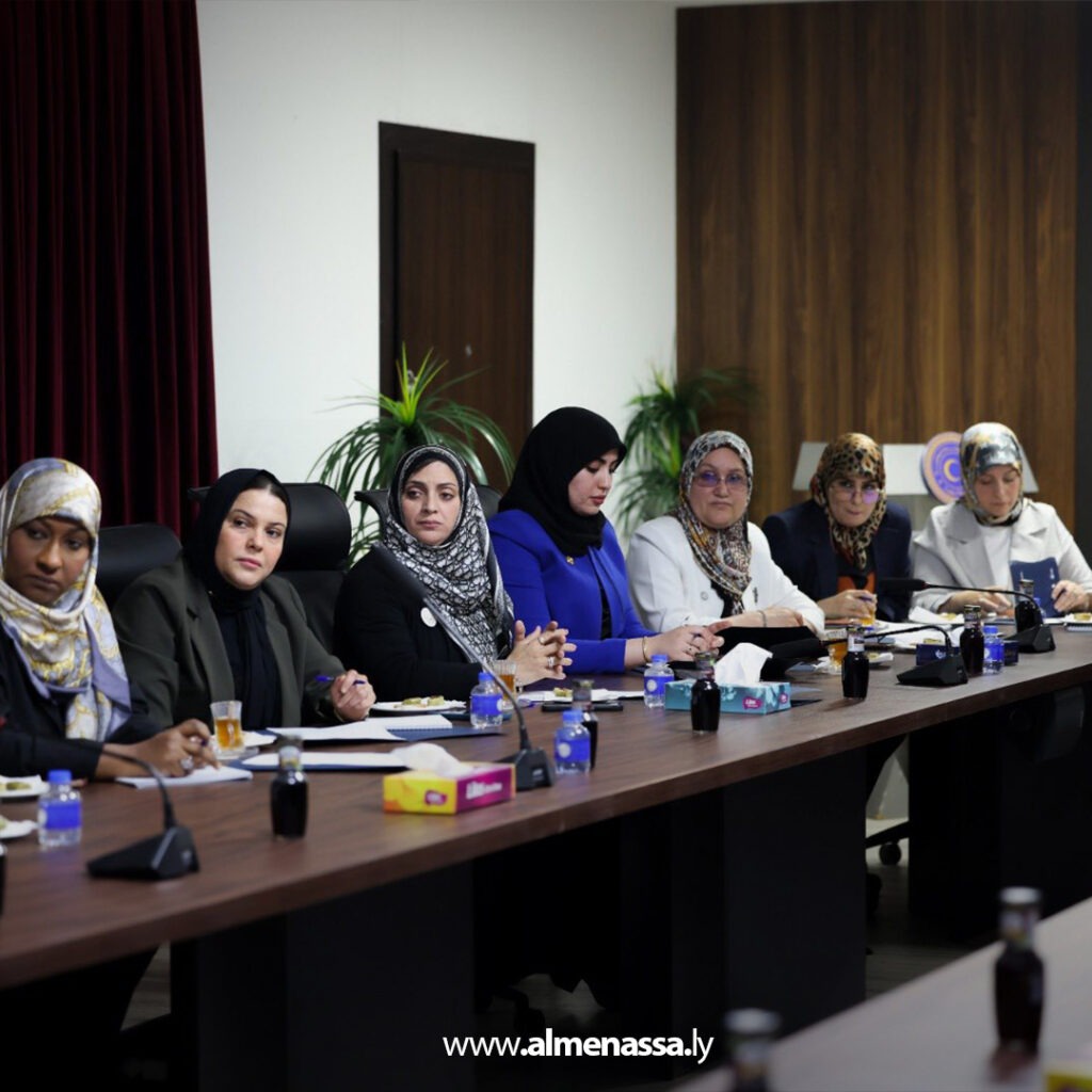 Extra 25.jpg4 25 وزير الدولة لشؤون المرأة تستعد للاحتفاء بالمرأة الليبية العاملة في القطاع الحكومي
