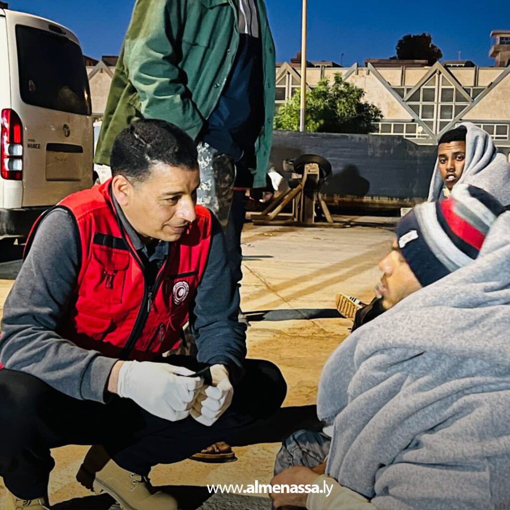 Extra 251.jpg1 251 الهلال الأحمر: إنقاذ 36 مهاجرًا غير نظامي في طبرق