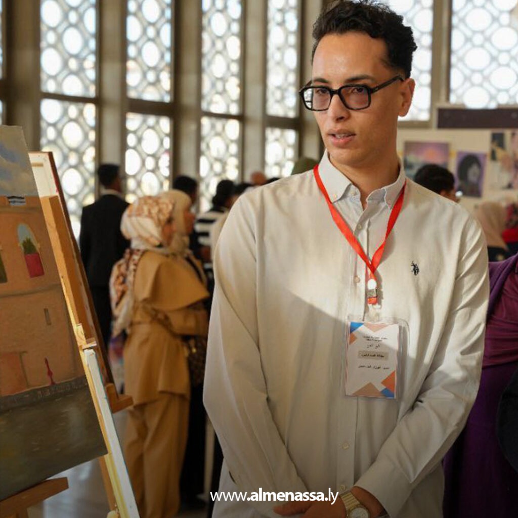 Extra 283 معرض “أفق الفن” يحتفي بالمواهب الشابة برعاية بلدية طرابلس المركز