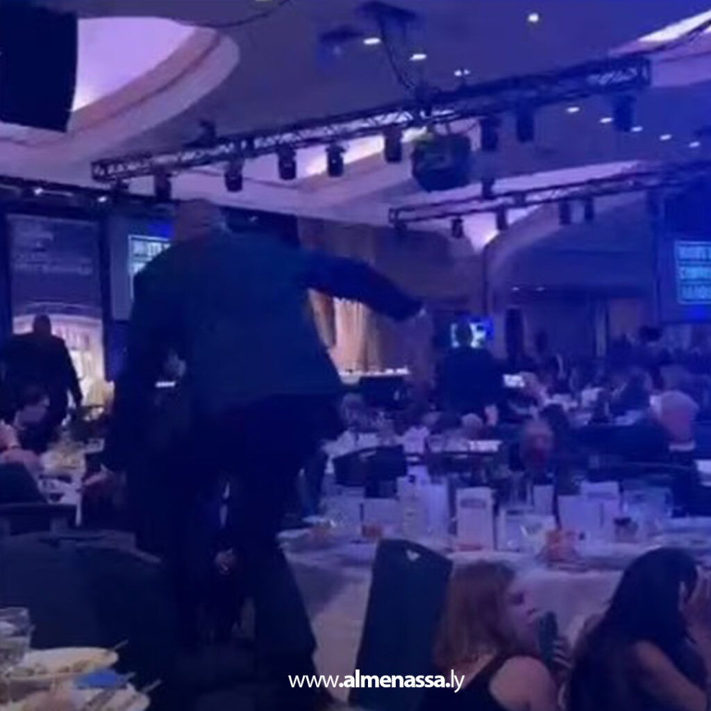 Extra 3.jpg111111111 3 إطلاق نار قرب حفل عشاء مراسلي البيت الأبيض وإجلاء ترامب وكبار المسؤولين دون إصابات خطيرة