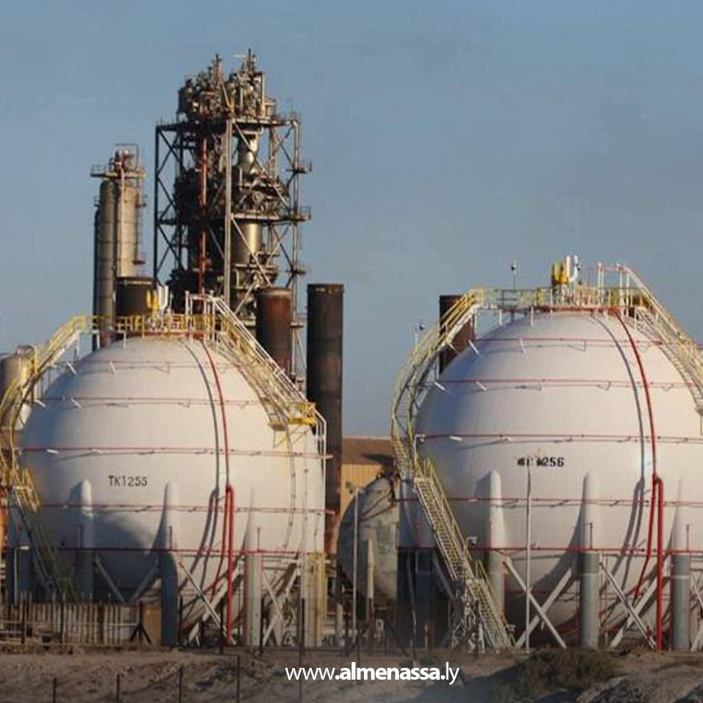 Extra 30.jpg3 30 استئناف توريد غاز الطهي عبر ميناء مرسى البريقة بوصول ناقلة تحمل 1000 طن