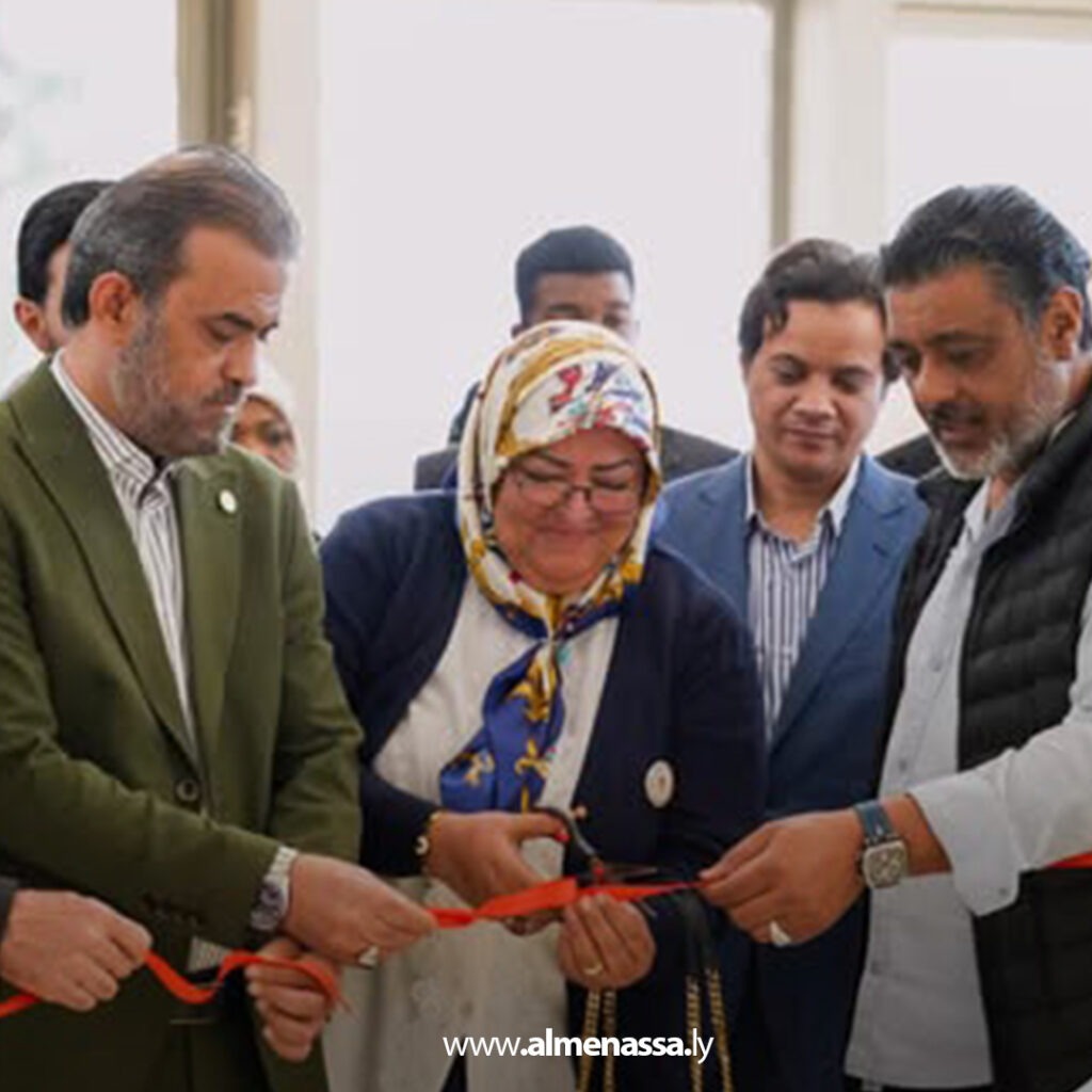 Extra 308.jpg1 308 معرض “أفق الفن” يحتفي بالمواهب الشابة برعاية بلدية طرابلس المركز