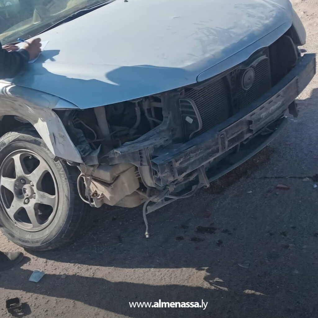 Extra 311.jpg1 311 حادث سير في بني وليد يخلف إصابات