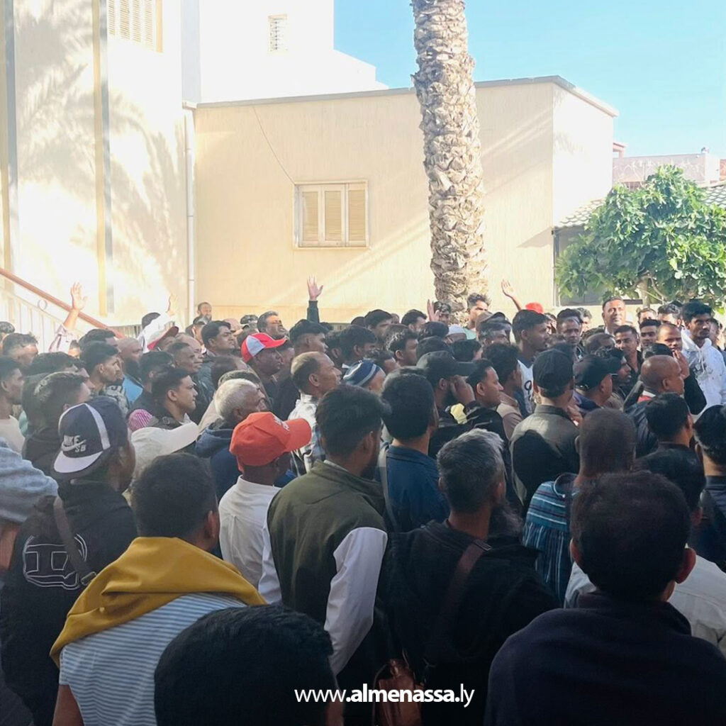 Extra 313.jpg1 313 عودة 174 مهاجر بنغلاديشي من طرابلس ضمن برنامج العودة الطوعية