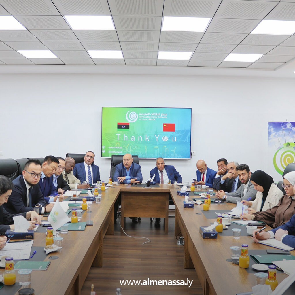 Extra 322 ليبيا والصين تبحثان تعزيز التعاون في مجال الطاقات المتجددة