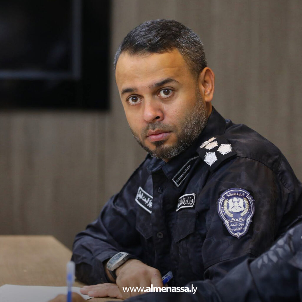 Extra 36.jpg8 36 رئيس جهاز البحث الجنائي يجتمع بمدراء الإدارات ورؤساء المكاتب لتقييم أداء الجهاز ووضع خطط المرحلة المقبلة