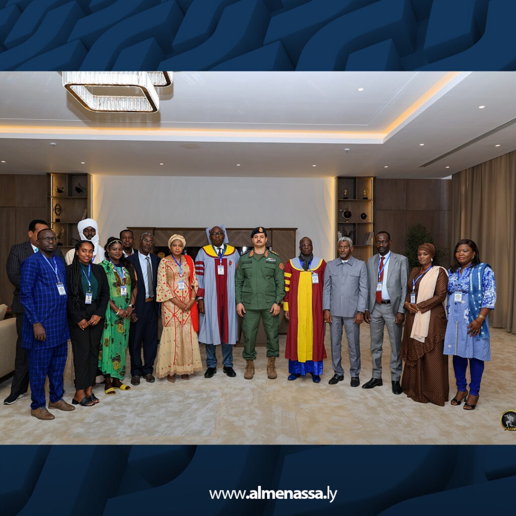 Extra 4.jpg19 4 رئيس الأركان العامة يستقبل وفد اتحاد التلفزة الخاصة بأفريقيا (UTPA)