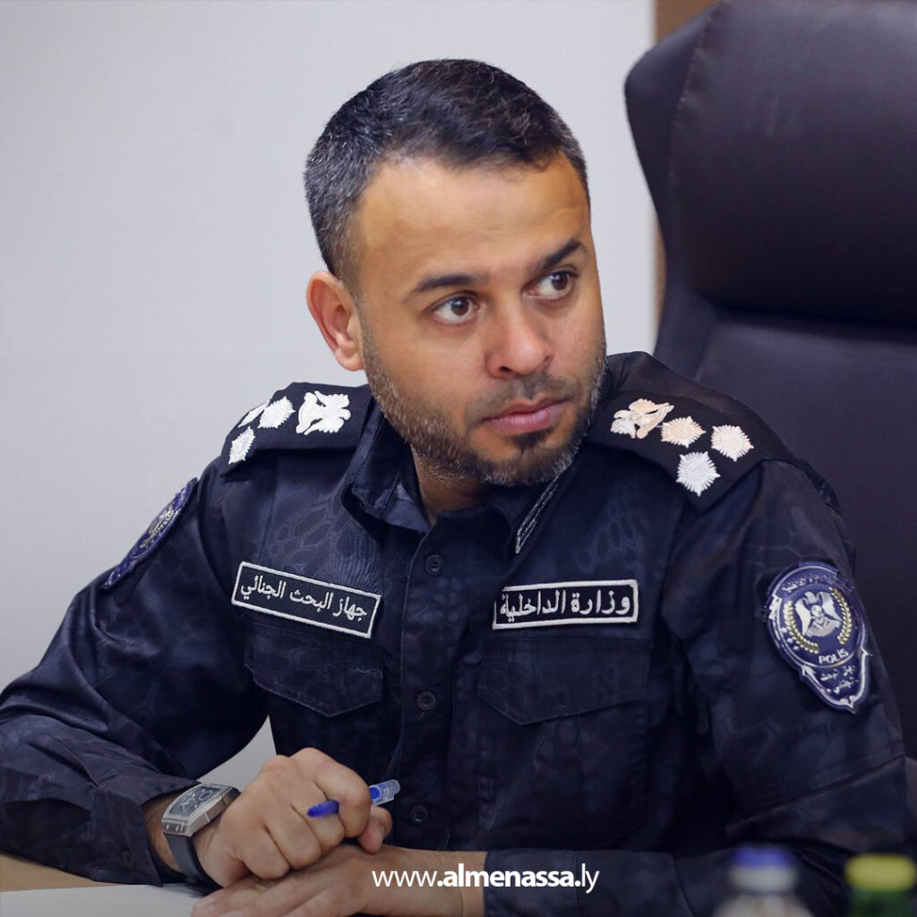 Extra 41.jpg7 41 رئيس جهاز البحث الجنائي يجتمع بمدراء الإدارات ورؤساء المكاتب لتقييم أداء الجهاز ووضع خطط المرحلة المقبلة