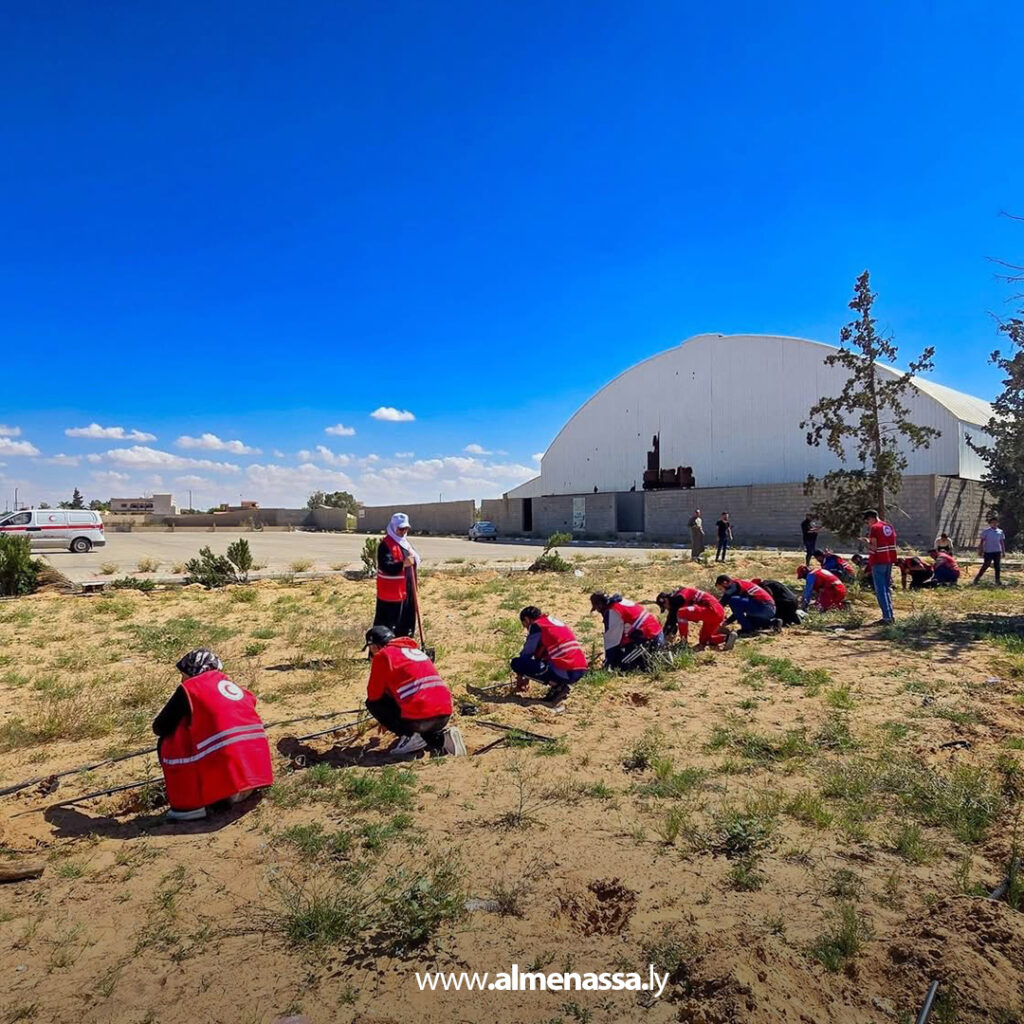 Extra 42.jpg111 42 حملة تشجير بجامعة الزاوية ضمن مشروع غرسة لزراعة 1077 شجرة صنوبر وتركيب منظومة ري بالتنقيط