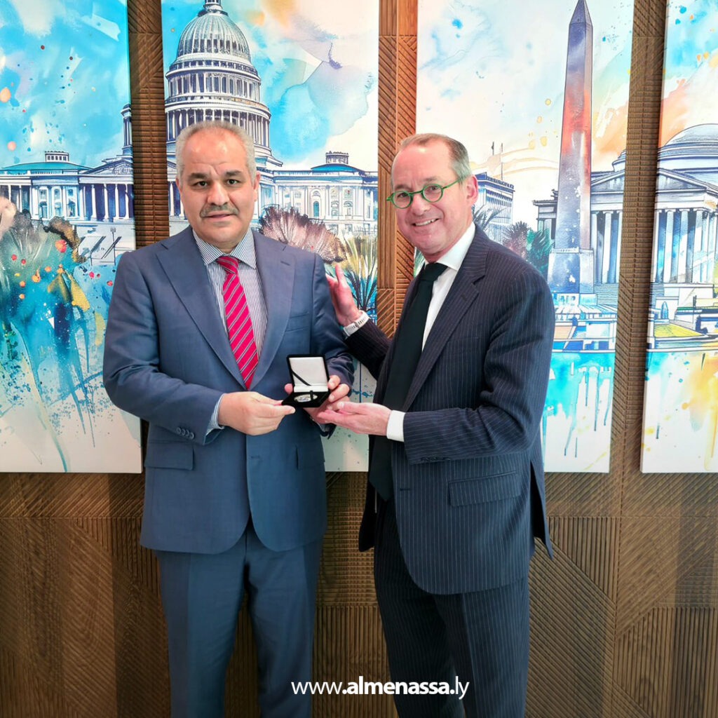 Extra 43.jpg5 43 محافظ ليبيا المركزي يبحث مع شركة “فيزا” توسيع المدفوعات الإلكترونية ودعم الشمول المالي في ليبيا