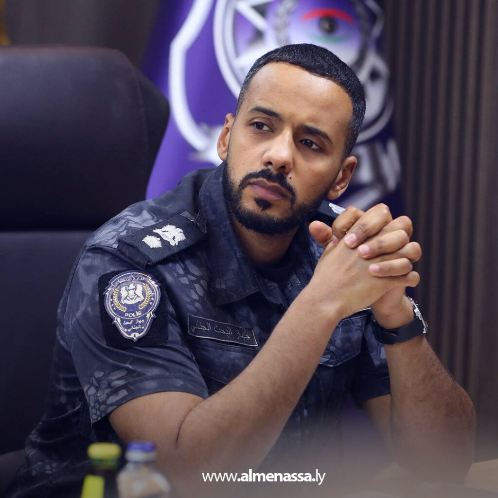 Extra 47.jpg6 47 رئيس جهاز البحث الجنائي يجتمع بمدراء الإدارات ورؤساء المكاتب لتقييم أداء الجهاز ووضع خطط المرحلة المقبلة