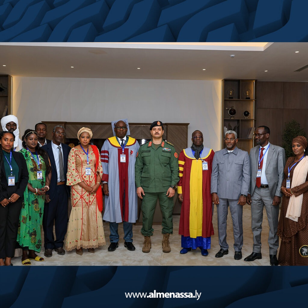 Extra 5.jpg18 5 رئيس الأركان العامة يستقبل وفد اتحاد التلفزة الخاصة بأفريقيا (UTPA)