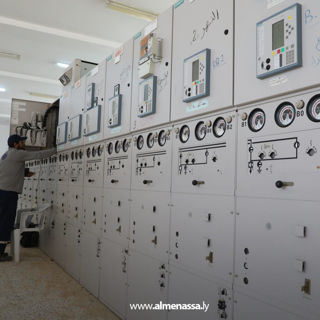 Extra 55.jpg111 55 شركة الكهرباء: التجهيز لتشغيل وشحن محول القدرة الجديد داخل محطة التبة