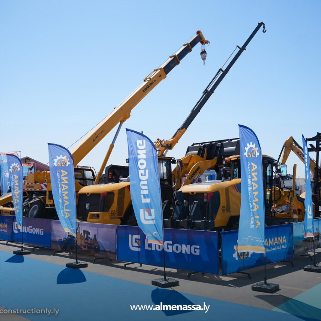 Extra 63.jpg4 63 مدير صندوق التنمية يطلع على أجنحة "ليبيا بيلد" ويؤكد توسيع الشراكة مع الشركات الإيطالية