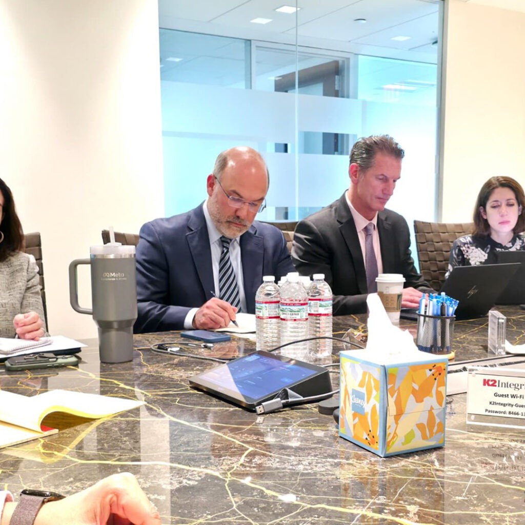 Extra 67.jpg2 67 محافظ ليبيا المركزي يناقش في واشنطن مع K2 Integrity رقابة الاعتمادات والامتثال المصرفي