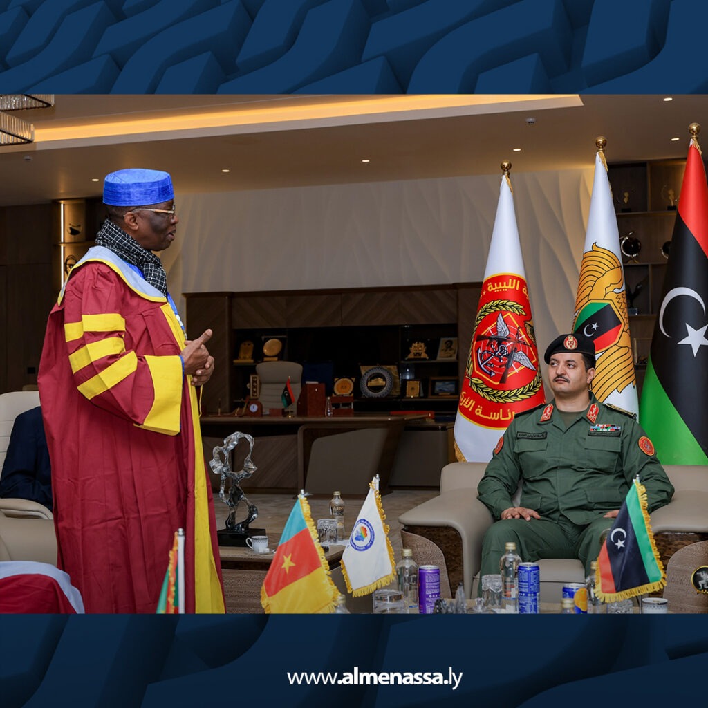 Extra 7.jpg16 7 رئيس الأركان العامة يستقبل وفد اتحاد التلفزة الخاصة بأفريقيا (UTPA)