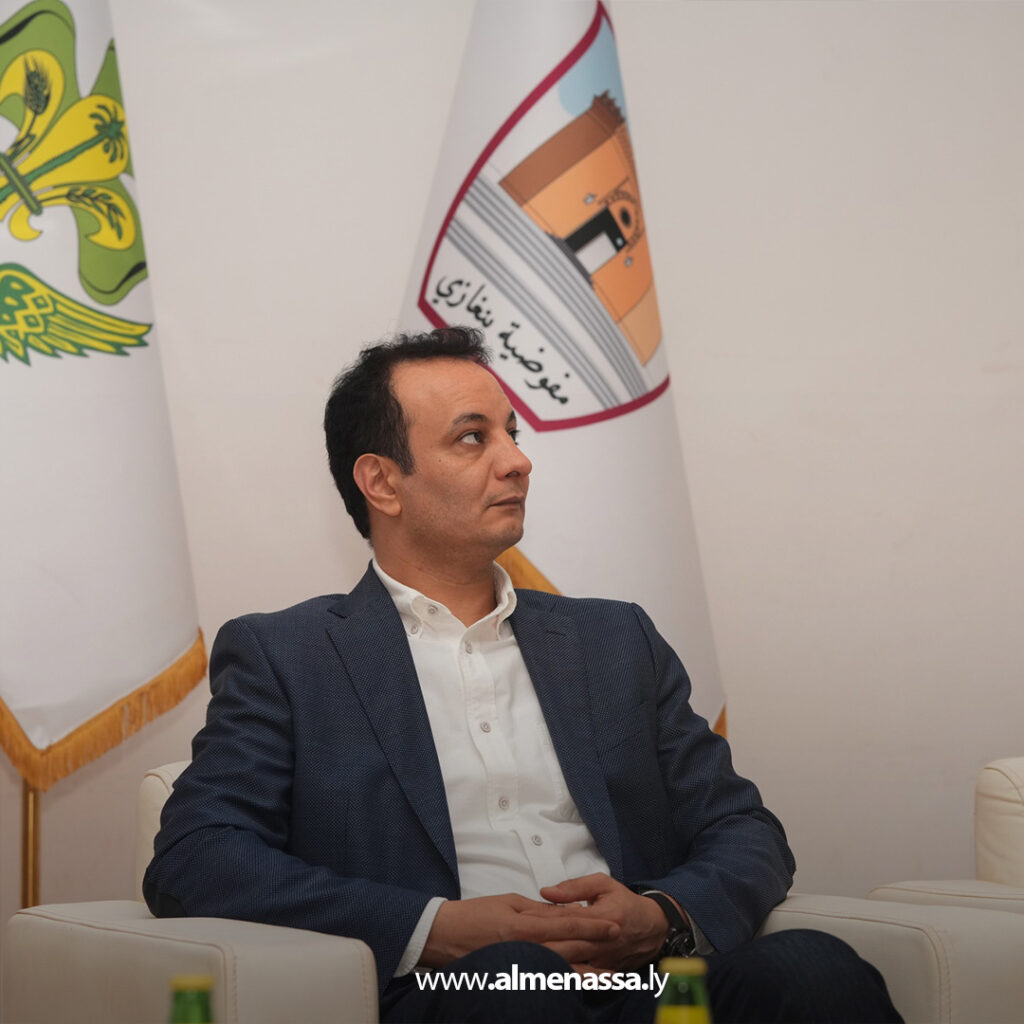 Extra 76.jpg11 76 المدير العام لصندوق التنمية يزور مفوضية بنغازي للكشافة ويعد بدعم المقر وبيت المرشدات