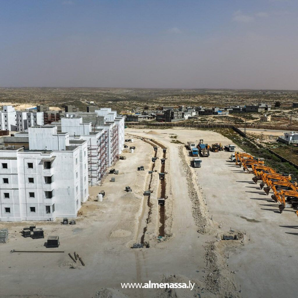 Extra 8.jpg2 8 المهندس بالقاسم حفتر يتفقد مشاريع إسكانية وخدمية في القبة ودرنة