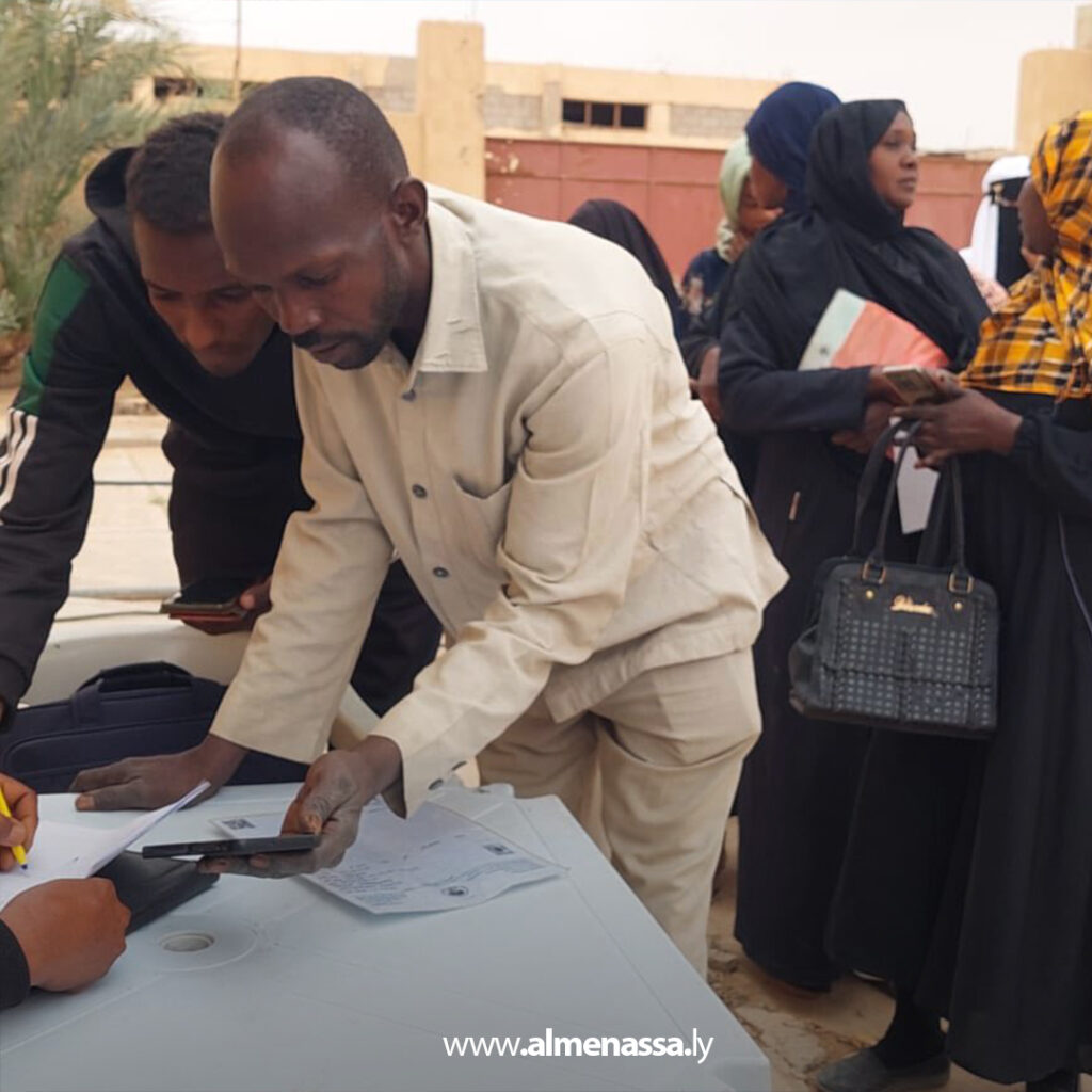 Extra 97.jpg11 97 الهيئة الليبية للإغاثة توزع مساعدات غذائية وإيوائية على 180 أسرة من اللاجئين السودانيين في سبها