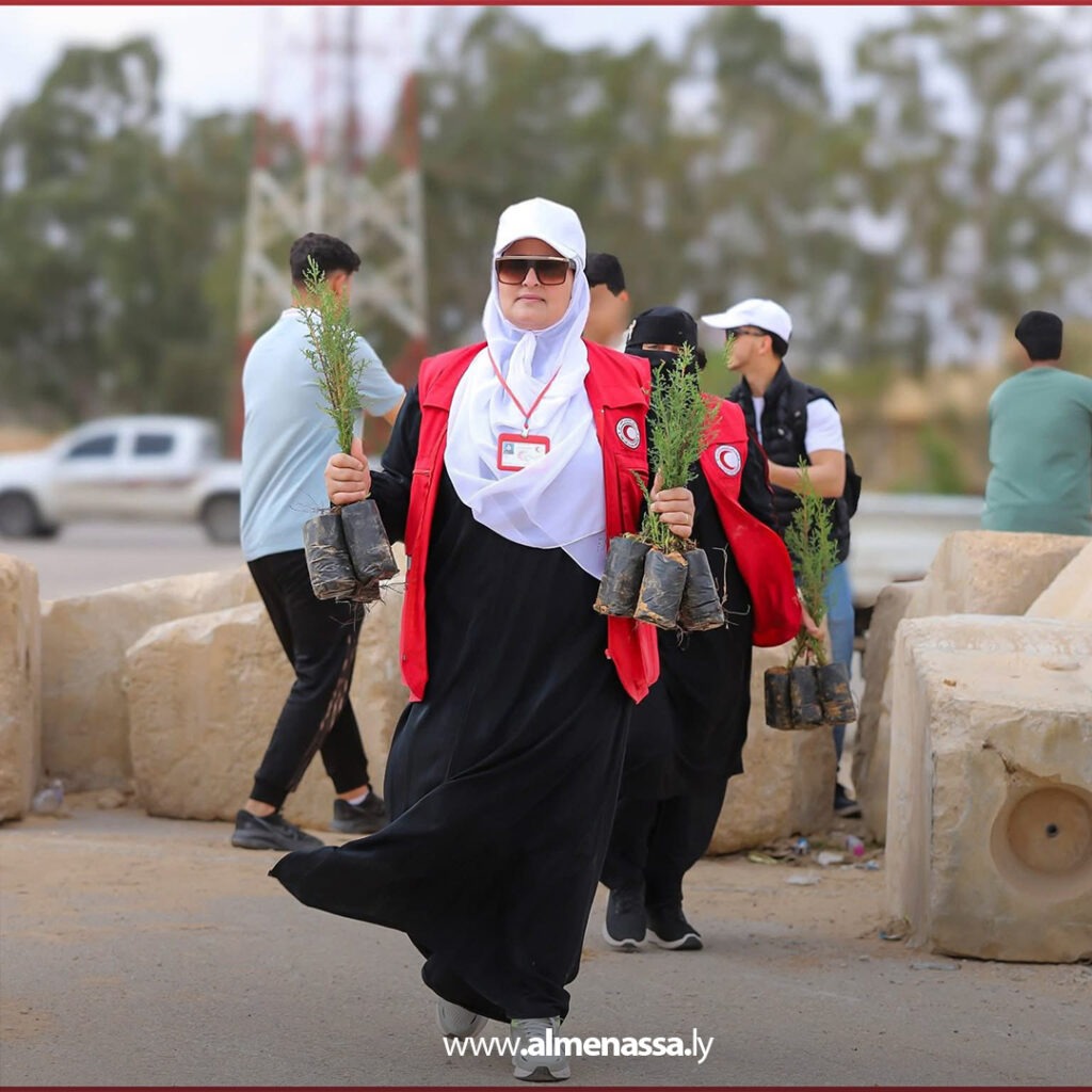 Extra 98.jpg11 98 حملة تشجير بجامعة الزاوية ضمن مشروع غرسة لزراعة 1077 شجرة صنوبر وتركيب منظومة ري بالتنقيط