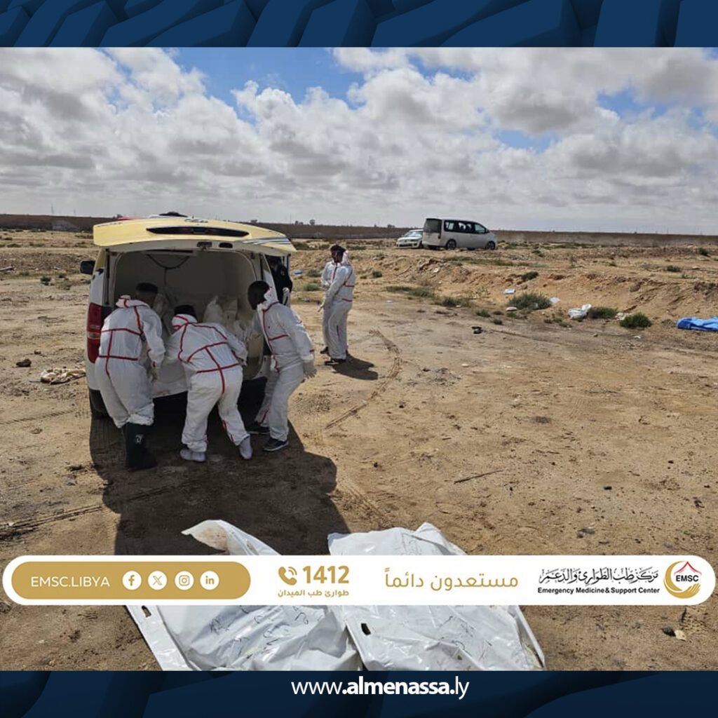 Extra 98.jpg2 98 انتشال 17 جثمان لمهاجرين غير شرعيين من سواحل زوارة ودفن 14 منهم