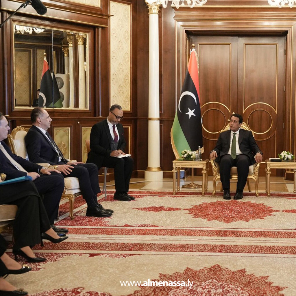 ext Recovered.jpg2 المنفي ووزير خارجية اليونان يبحثان تطوير التعاون وإحياء اللجنة المشتركة وترسيم الحدود البحرية